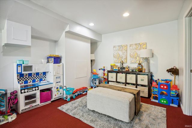 25715 Burrow Trail, South Bend, IN 46628