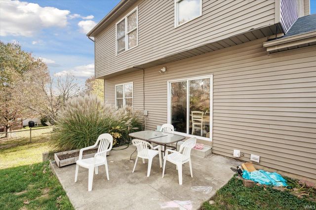 25715 Burrow Trail, South Bend, IN 46628