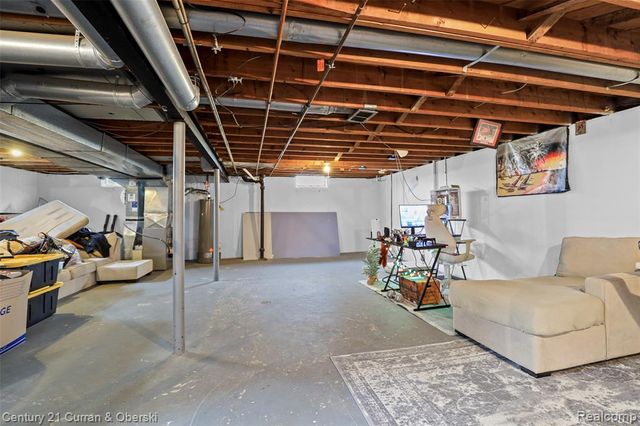 31741 Lonnie Boulevard, Westland, MI 48185