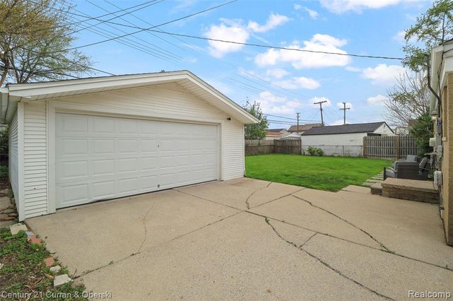 31741 Lonnie Boulevard, Westland, MI 48185