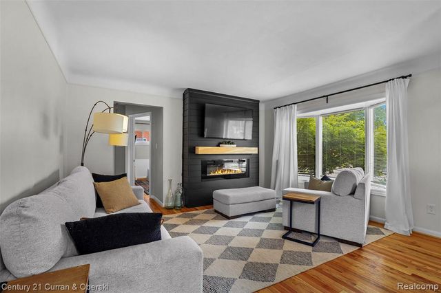 31741 Lonnie Boulevard, Westland, MI 48185