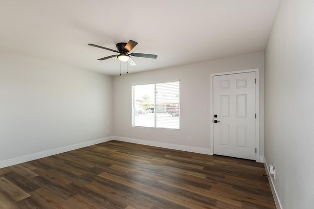 548 W Elena Avenue, Mesa, AZ 85210