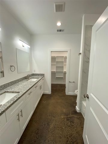 104 E Forest Avenue, Sherman, TX 75090
