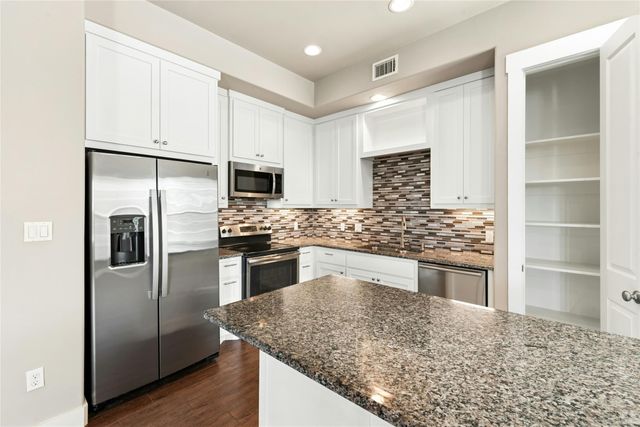 4301 Mansfield Dam RD 2101, Austin, TX 78734