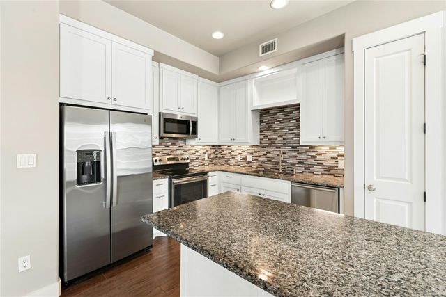 4301 Mansfield Dam RD 2101, Austin, TX 78734