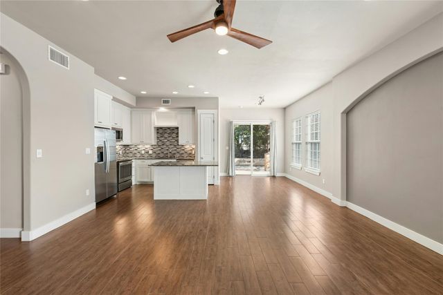 4301 Mansfield Dam RD 2101, Austin, TX 78734