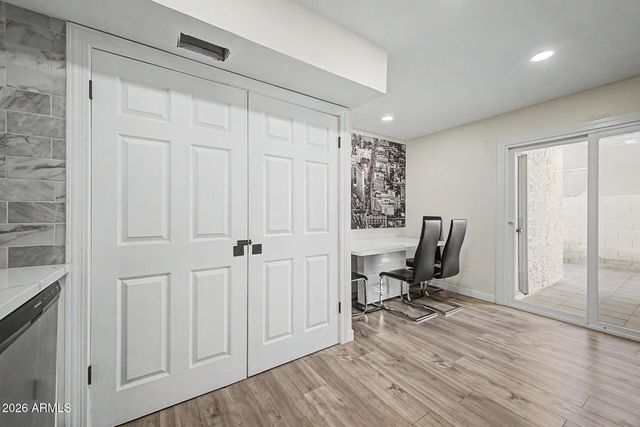 1342 W EMERALD Avenue 224, Mesa, AZ 85202