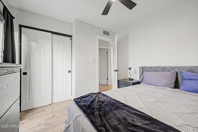 1342 W EMERALD Avenue 224, Mesa, AZ 85202