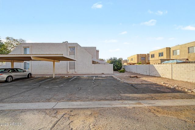 1342 W EMERALD Avenue 224, Mesa, AZ 85202