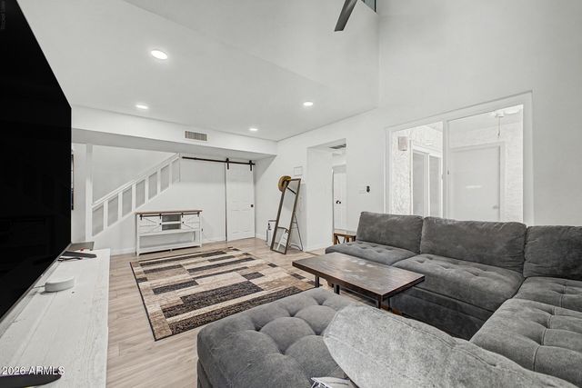 1342 W EMERALD Avenue 224, Mesa, AZ 85202