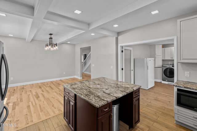 215 Woodbine Avenue, Bulls Gap, TN 37711