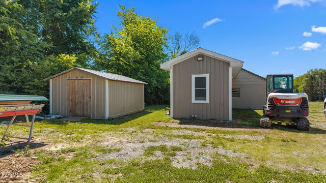 215 Woodbine Avenue, Bulls Gap, TN 37711