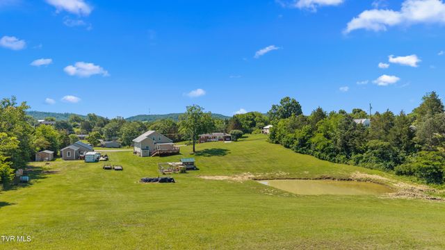 215 Woodbine Avenue, Bulls Gap, TN 37711
