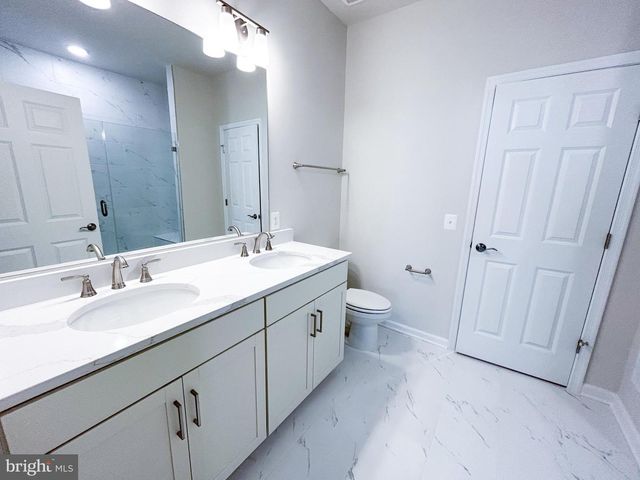 111 HEIRLOOM WAY, Winchester, VA 22603