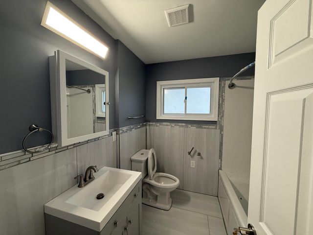 15118 Sorrento Avenue, Detroit, MI 48227