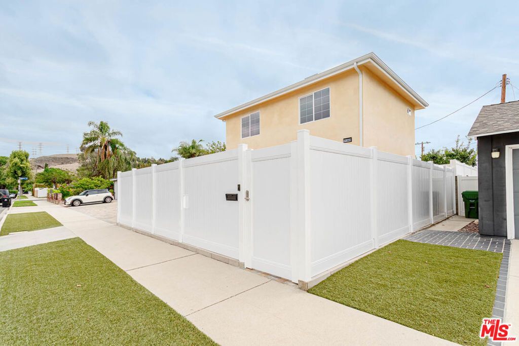 11342 Danube Avenue, Granada Hills, CA 91344