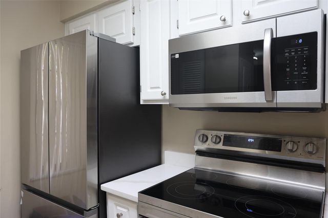 2228 N Cypress Bend Drive 407, Pompano Beach, FL 33069