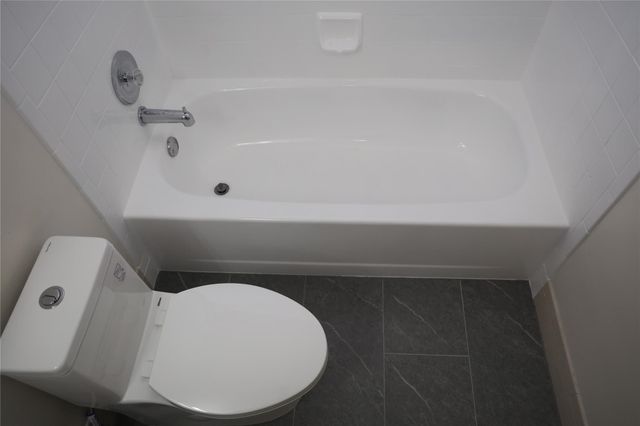 2228 N Cypress Bend Drive 407, Pompano Beach, FL 33069