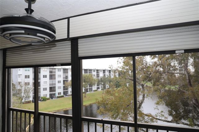 2228 N Cypress Bend Drive 407, Pompano Beach, FL 33069