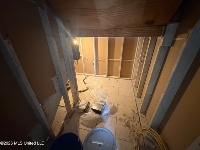 2417 Robertsdale Road, Gautier, MS 39553