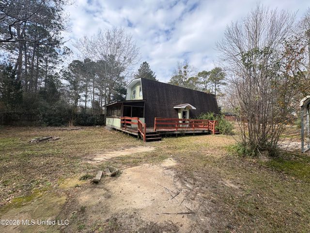 2417 Robertsdale Road, Gautier, MS 39553