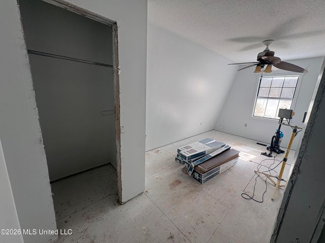 2417 Robertsdale Road, Gautier, MS 39553