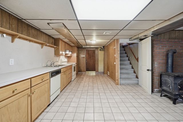 88 Roy Street, Ludlow, MA 01056