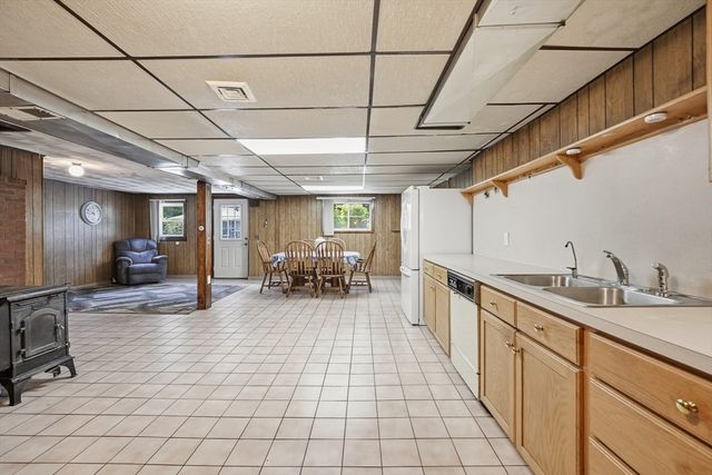 88 Roy Street, Ludlow, MA 01056
