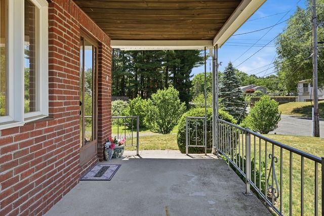 88 Roy Street, Ludlow, MA 01056