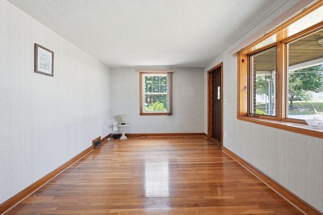 88 Roy Street, Ludlow, MA 01056