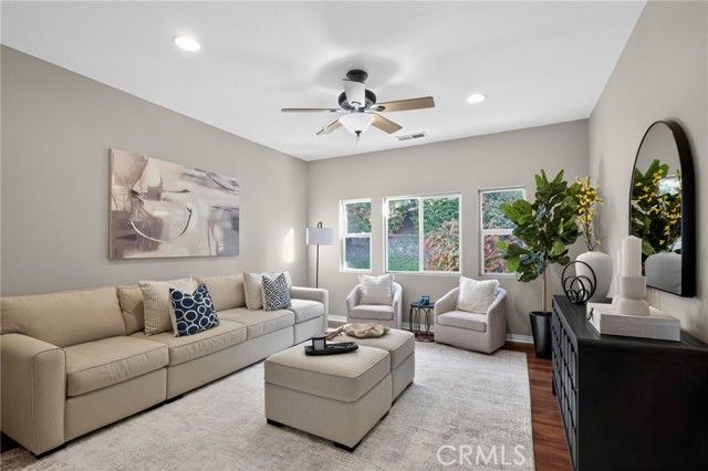 1575 Clifftop Ave, San Marcos, CA 92078