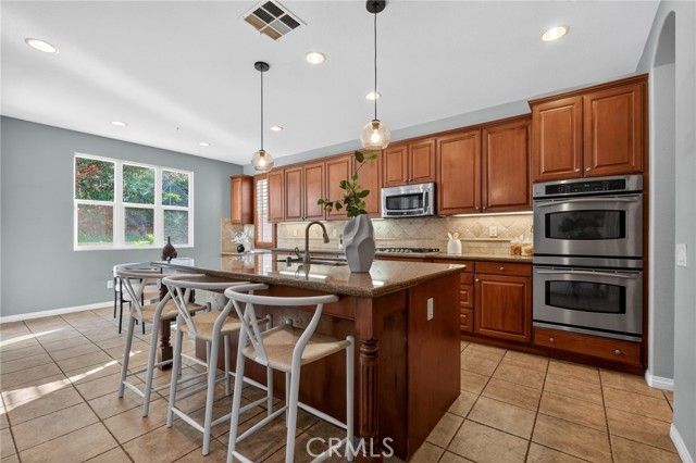 1575 Clifftop Ave, San Marcos, CA 92078