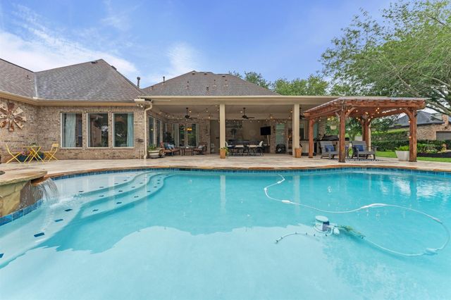 2502 Parrot Shell Lane, Richmond, TX 77406