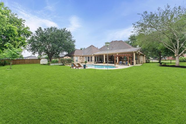 2502 Parrot Shell Lane, Richmond, TX 77406