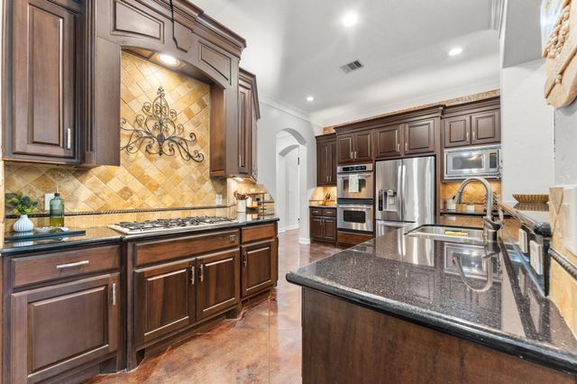 2502 Parrot Shell Lane, Richmond, TX 77406