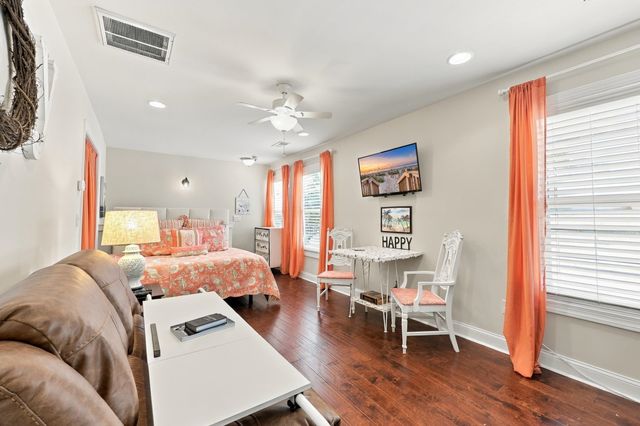 1470 Suncrest Dr., Myrtle Beach, SC 29577