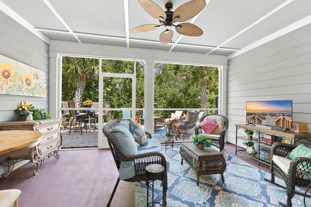 1470 Suncrest Dr., Myrtle Beach, SC 29577