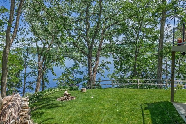 S9194 Dam Heights Road, Prairie Du Sac, WI 53578