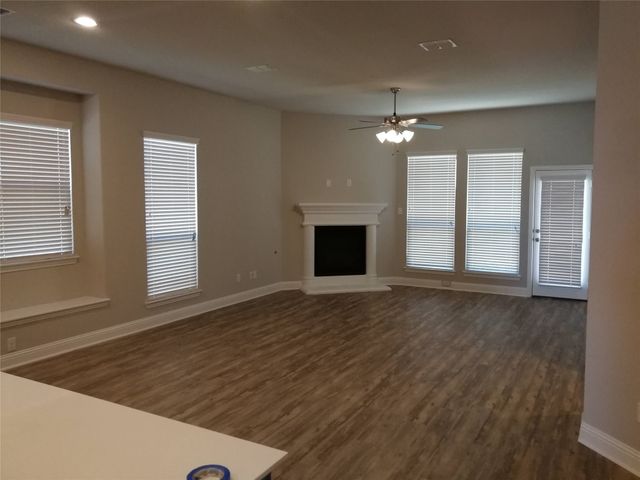 1513 Gallant Fox Drive, Rockwall, TX 75032