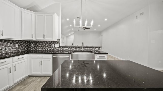 15218 Arnold, Cove, TX 77523