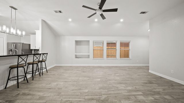 15218 Arnold, Cove, TX 77523