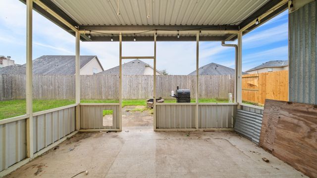 15218 Arnold, Cove, TX 77523