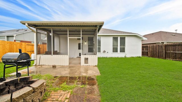 15218 Arnold, Cove, TX 77523