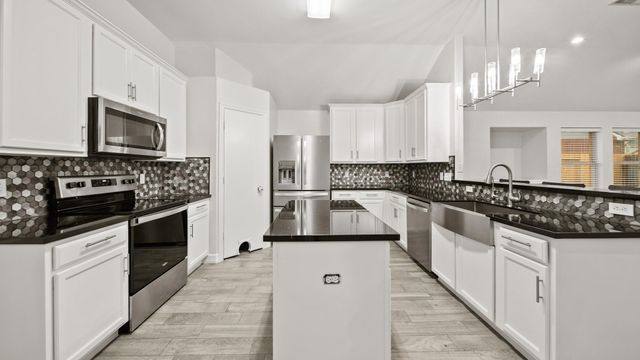 15218 Arnold, Cove, TX 77523