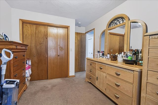 175 Slade St, Fall River, MA 02724