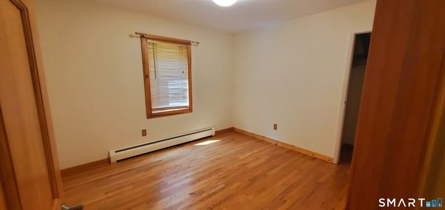 371 Fairwood Road, Bethany, CT 06524