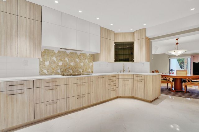 2717 N Ocean Boulevard 2, Boca Raton, FL 33431