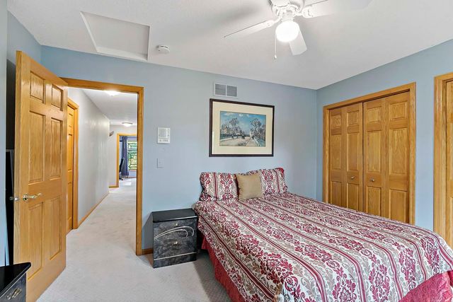 7937 9th Street Court N, Oakdale, MN 55128