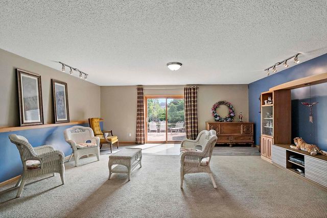 7937 9th Street Court N, Oakdale, MN 55128