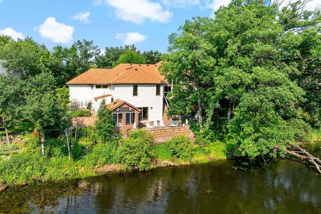 7937 9th Street Court N, Oakdale, MN 55128